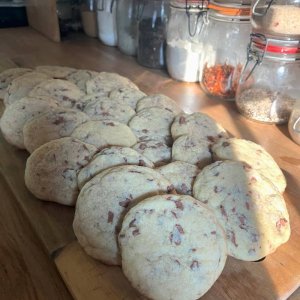Allez on envoie la 5 !! Une dinguerie ces petits cookies prêts en 5 minutes !!